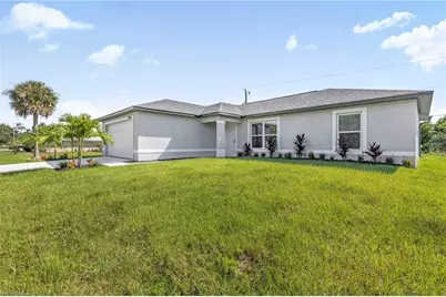 1021 SW 9th Ave, Cape Coral, FL 33991 - Photo 1