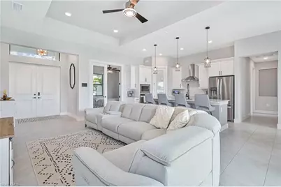 1308 SW 4th Ln, Cape Coral, FL 33991 - Photo 2