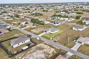 1209 NE 7th Ave, Cape Coral, FL 33909 - Photo 42
