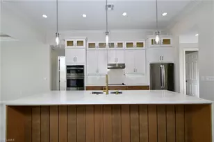 907 SW 15th Pl, Cape Coral, FL 33991 - Photo 20