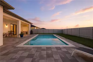 302 NW 1st St, Cape Coral, FL 33993 - Photo 2