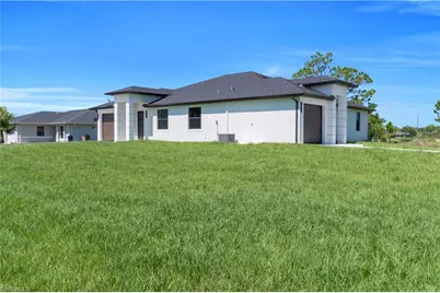 1110 Eisenhower Blvd, Lehigh Acres, FL 33974 - Photo 6