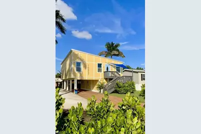 16857 Windcrest Dr, Fort Myers, FL 33908 - Photo 2