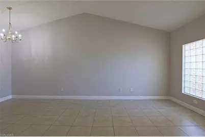 4172 Castilla Cir #203, Fort Myers, FL 33916 - Photo 4