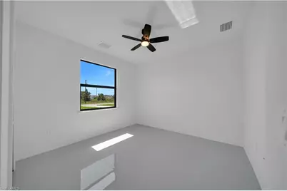 1112 Eisenhower Blvd, Lehigh Acres, FL 33974 - Photo 24