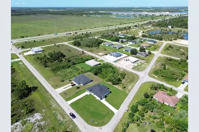 1112 Eisenhower Blvd, Lehigh Acres, FL 33974 - Photo 32