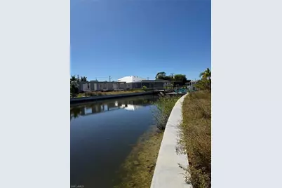2222 SW 31st Ln, Cape Coral, FL 33914 - Photo 2