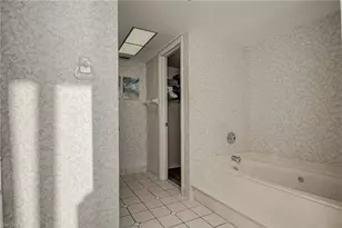 17080 Harbour Point Dr, Fort Myers, FL 33908 - Photo 22