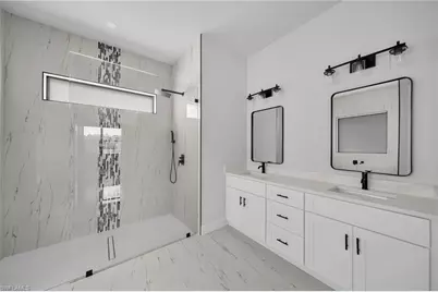 743 Chestnut St E, Lehigh Acres, FL 33974 - Photo 18