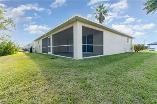 1715 NW 9th Pl, Cape Coral, FL 33993 - Photo 24