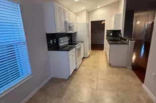 10018 Oakhurst Way, Fort Myers, FL 33913 - Photo 6