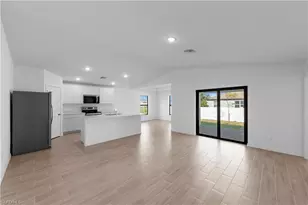 1501 NE 35th St, Cape Coral, FL 33909 - Photo 2