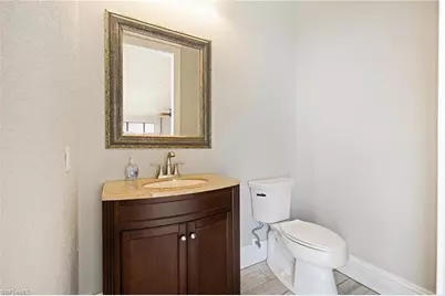 2262 SE 28th St, Cape Coral, FL 33904 - Photo 32