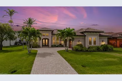 2262 SE 28th St, Cape Coral, FL 33904 - Photo 2