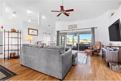 119 SW 39th Pl, Cape Coral, FL 33991 - Photo 8