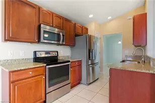 2546 Greendale Pl, Cape Coral, FL 33991 - Photo 14