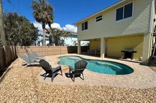 227 Mango St, Fort Myers Beach, FL 33931 - Photo 6