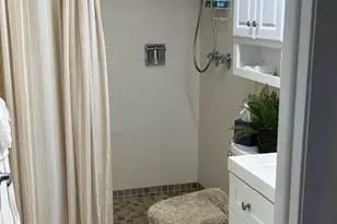 1724 Pine Valley Dr, Fort Myers, FL 33907 - Photo 6