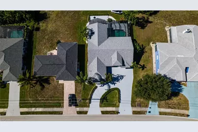 4332 Country Club Blvd, Cape Coral, FL 33904 - Photo 42