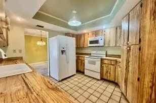 5560 Burnham Ct, North Fort Myers, FL 33903 - Photo 10