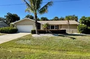 5560 Burnham Ct, North Fort Myers, FL 33903 - Photo 1
