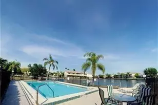 639 SE 13th Ave, Cape Coral, FL 33990 - Photo 18