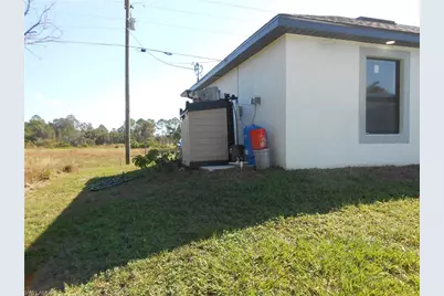 636 Eisenhower Blvd, Lehigh Acres, FL 33974 - Photo 24