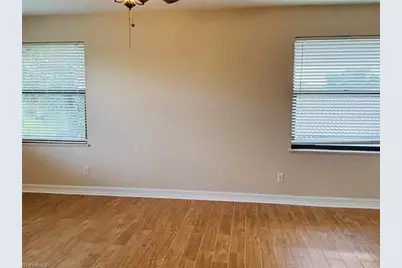 12500 Fairmont Dr, Fort Myers, FL 33913 - Photo 24
