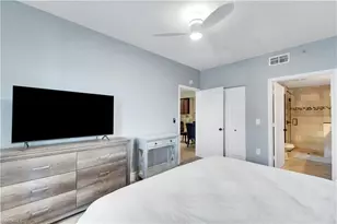 6450 Aragon Way, Fort Myers, FL 33966 - Photo 6