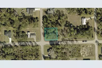 801 E 10th St, Lehigh Acres, FL 33972 - Photo 2
