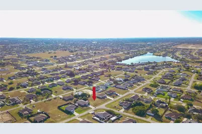 112 NW 26th St, Cape Coral, FL 33993 - Photo 4