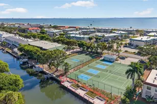 827 E Gulf Dr, Sanibel, FL 33957 - Photo 32