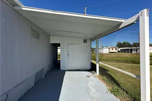 333 Lantern Ln, North Fort Myers, FL 33917 - Photo 18