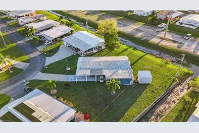 3169 Saturn Cir, North Fort Myers, FL 33903 - Photo 32