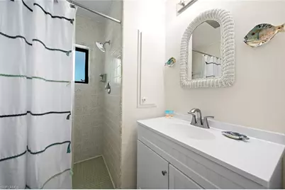 15153 Captiva Dr W, Captiva, FL 33924 - Photo 32