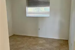 3325 Airport Rd N, Naples, FL 34105 - Photo 4