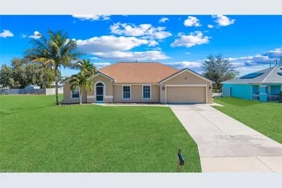 703 NW Juanita Ct, Cape Coral, FL 33993 - Photo 4