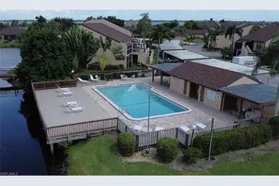 15466 Admiralty Cir #6, North Fort Myers, FL 33917 - Photo 4