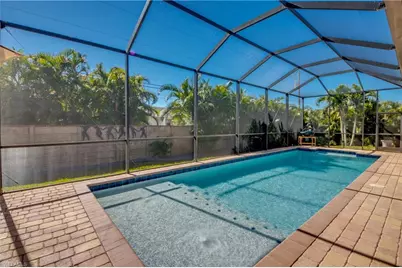 912 Palmetto Pointe Cir, Cape Coral, FL 33991 - Photo 44