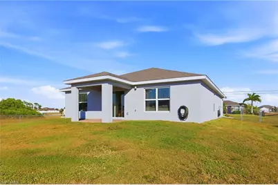 3820 NE 10th Pl, Cape Coral, FL 33909 - Photo 28