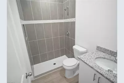 401 Greenbriar Blvd, Lehigh Acres, FL 33972 - Photo 10