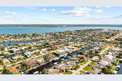 5324 Mayfair Ct, Cape Coral, FL 33904 - Photo 42