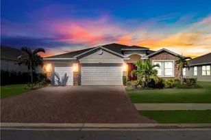 3242 Baravaldo Cir, Cape Coral, FL 33909 - Photo 2