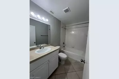 303 SW 3rd Pl #102, Cape Coral, FL 33991 - Photo 6