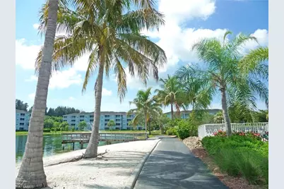 16655 Lake Circle Dr #825, Fort Myers, FL 33908 - Photo 36