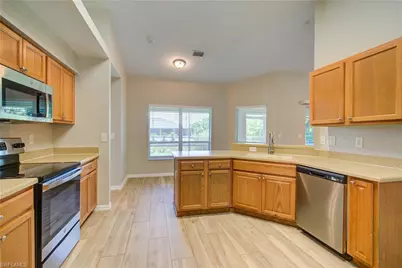 919 SW 15th Pl, Cape Coral, FL 33991 - Photo 12