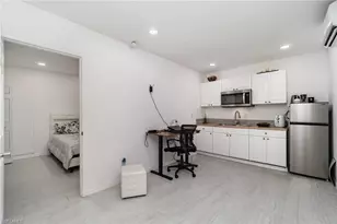 124 NE 16th Terrace, Cape Coral, FL 33909 - Photo 18