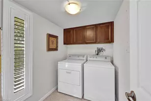 4280 Island Cir, Fort Myers, FL 33919 - Photo 10