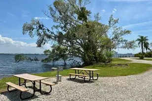 5545 Sir Walter Way, North Fort Myers, FL 33917 - Photo 34