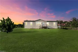 7824 8th Pl, Labelle, FL 33935 - Photo 1